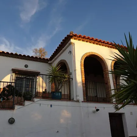 Apartment Olivos Sayalonga